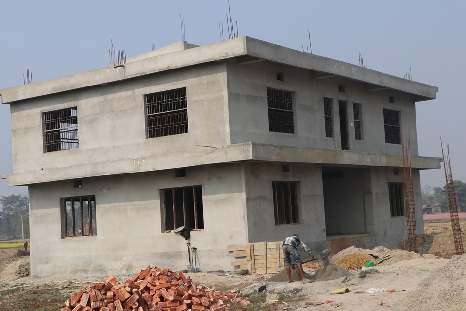 कमल गाउँपालिका ७ नम्वर वडाको भवन निर्माणकार्य अन्तिम चरणमा