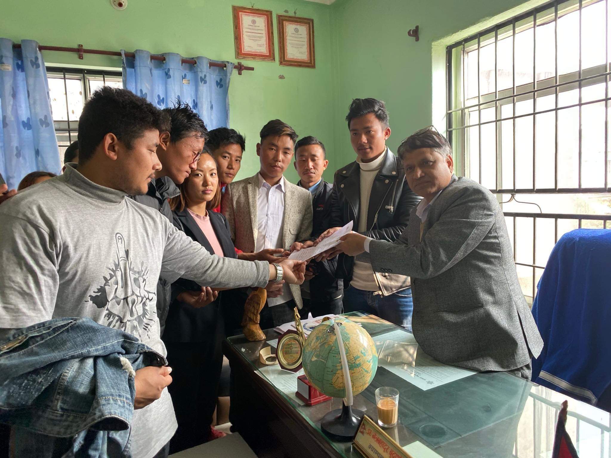 आदिवासीजनजाती विद्यार्थी महासंघले बुझायो दमक बहुमुखी क्याम्पसलाई ७ दिने अल्टिमेटम सहितको ज्ञापन पत्र