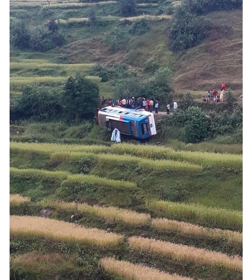 काठमाण्डौँबाट उदयपुर जादैँ गरेको बस दुर्घटना हुँदा एक जनाको मृत्यु