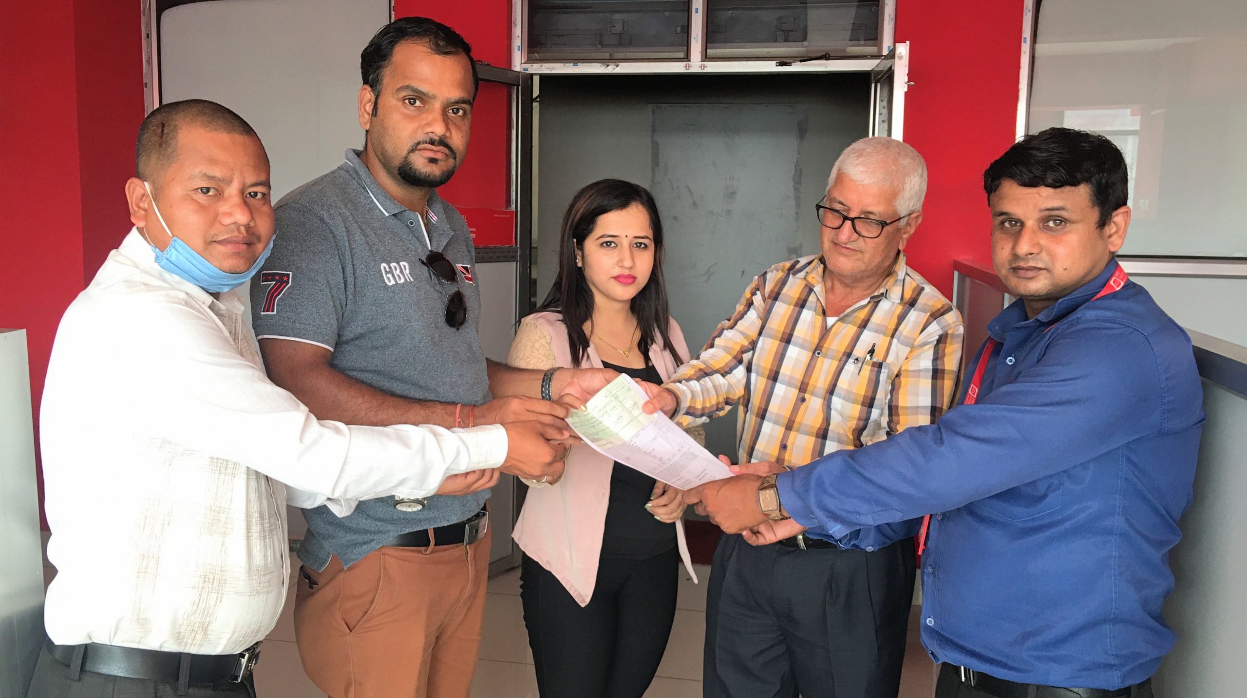 प्रेस युनियन सुनसरीद्धारा दुई सय ६० सञ्चारकर्मीको कोरोना बीमा