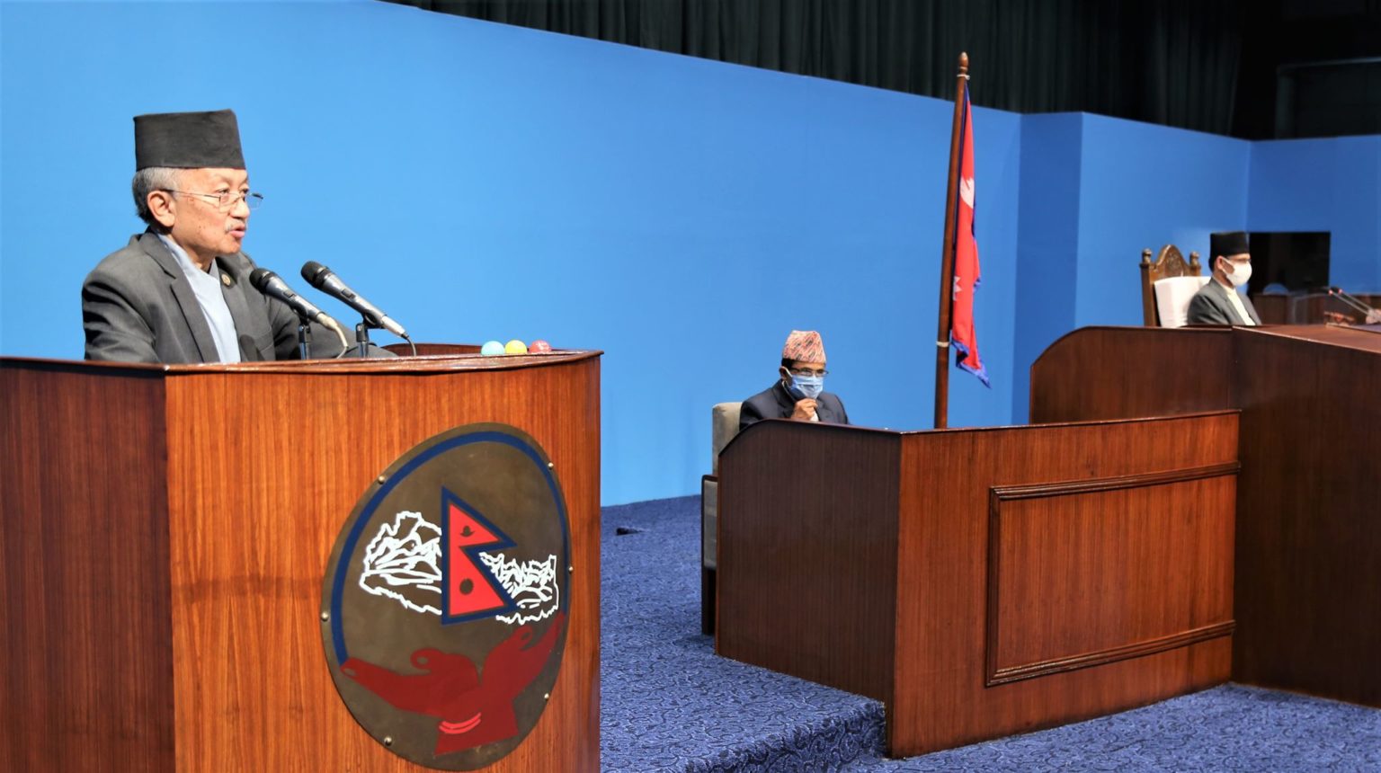 कांग्रेसलाई सुवास नेम्वाङको जवाफः ‘फूलको आँखामा फूलै संसार र काँडाको आखाँमा काँडै संसार’