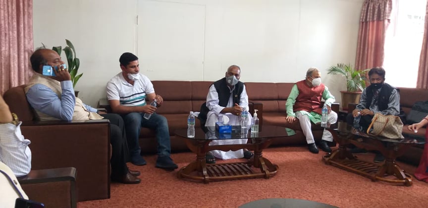 संसद सचिवालयमा दर्ता भएन महन्थ ठाकुरको संविधान संशोधन विधेयक