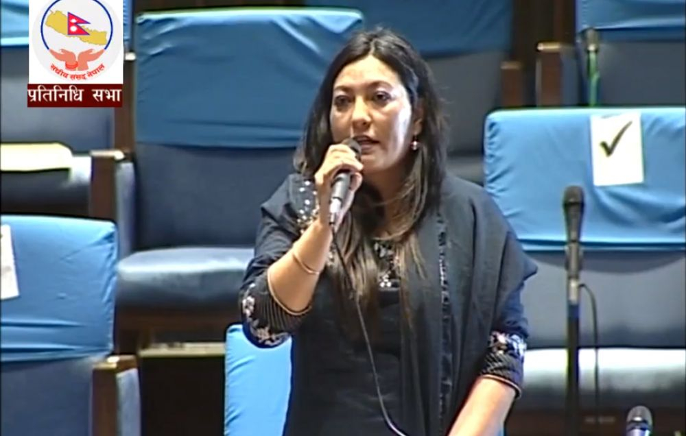 अर्थमन्त्रीको नीतिले पार्टीको विचारधारा संकटमा पर्योः नवीना लामा