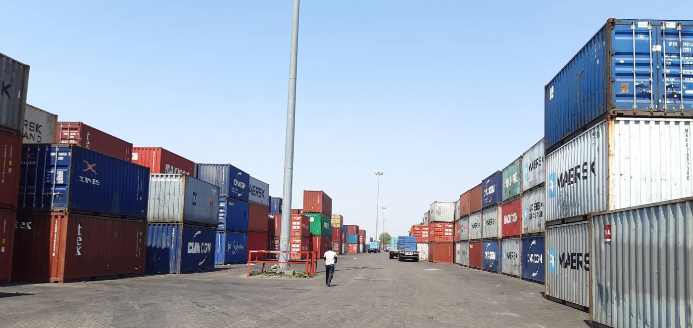 दुई अर्व मुल्य बराबरका आठ सय कन्टेनर मरीच–सुपारी वीरगन्जमा अलपत्र