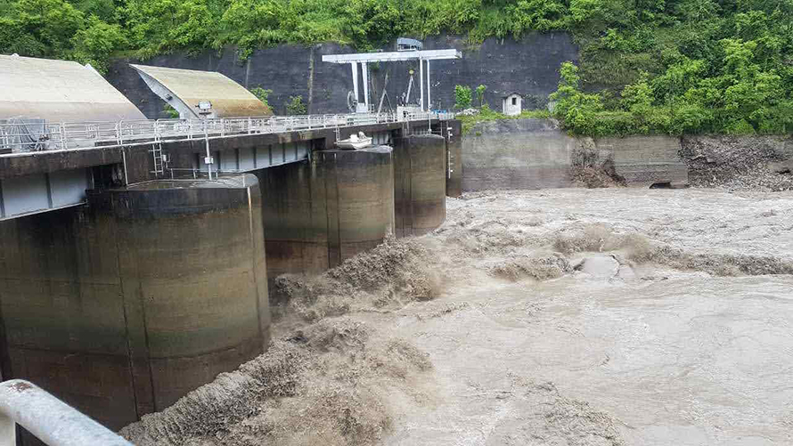 अछामको रामारोशनमा बाढीले बगाउँदा १९ जना बेपत्ता