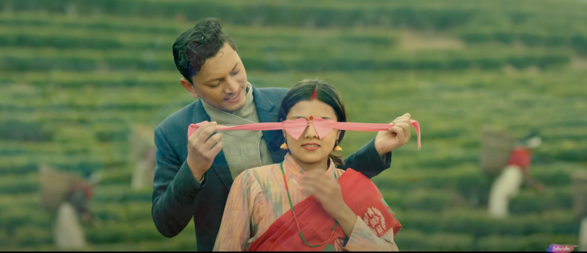 ‘के माया लाग्छ र’को अपार सफलता पछि ‘तीनपाते’(भिडियो सहित)