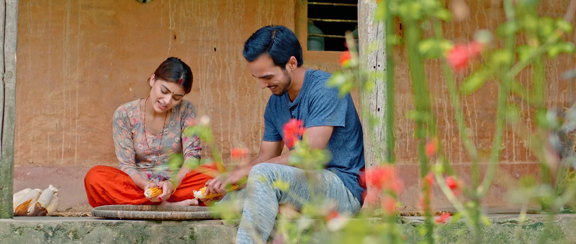 सिडी विजय अधिकारीको स्वरमा ‘सम्झेर सानु’ सार्वजनिक (भिडियो सहित)