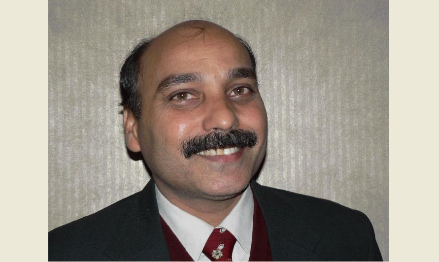 कांग्रेस निकट अधिवक्ता दिनेश त्रिपाठीद्धारा बामदेवको विरुद्ध सर्वाेच्चमा निवेदन