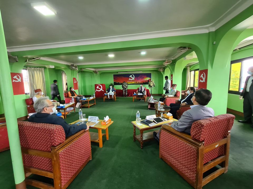 नेकपा बैठकः मन्त्रिमण्डल पुर्नगठनबारे प्रधानमन्त्रीले विकल्पसहित प्रस्ताव ल्याउने