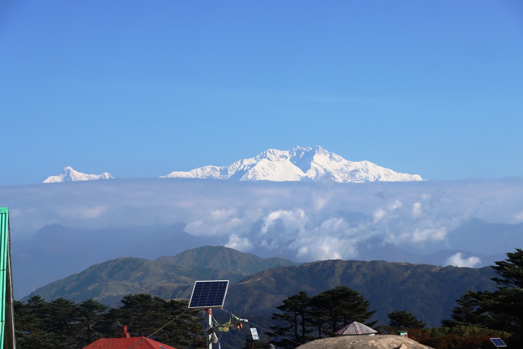 सात महिनापछि सन्दकपुरमा पर्यटकको चहलपचहल बढ्यो
