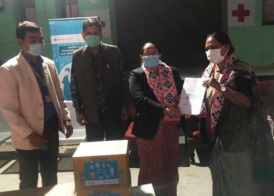 प्रदेश–१ सरकारलाई नेपाल रेडक्रस सोसाईटीद्धारा स्वास्थ्य सामाग्री सहयोग