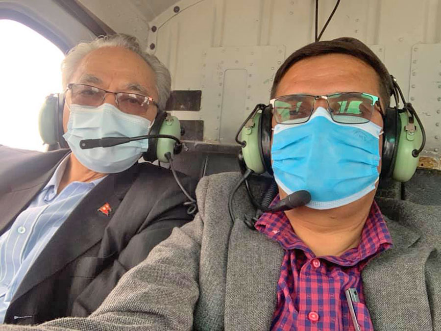 एमालेको तर्फबाट बादलको उम्मेदवारी, हेलिकोप्टर मार्फत हेटौंडा प्रस्थान