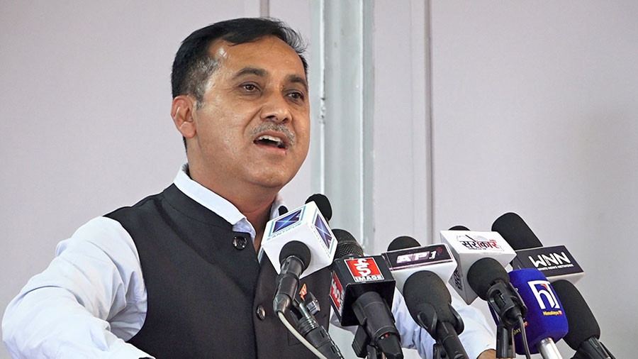 सर्वाेच्च अदालतले संविधानलाई पुनर्जीवन दिन्छः कांग्रेसका प्रवक्ता शर्मा