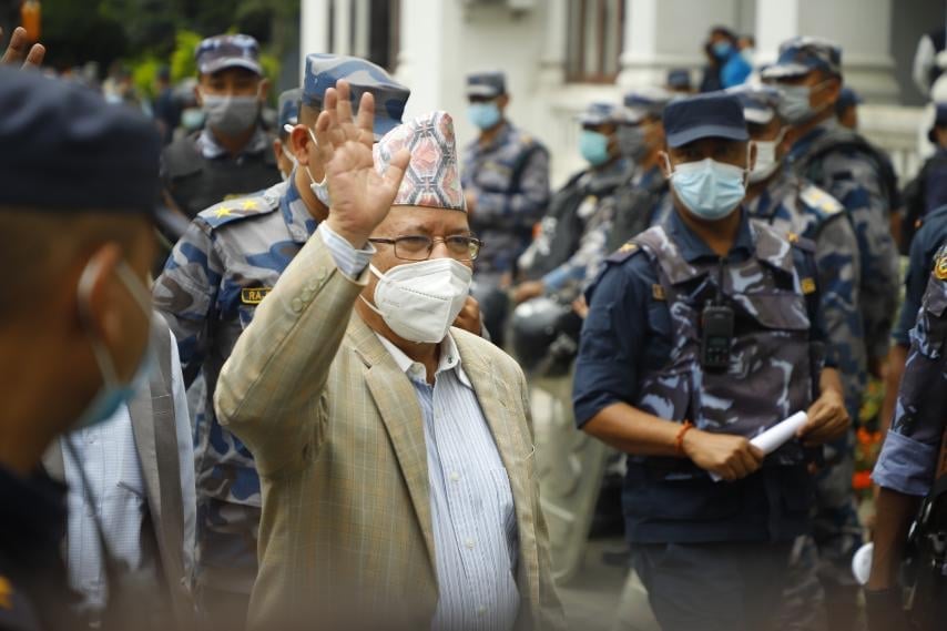 एकीकृत समाजवादी पार्टी सनाखतका लागि नेताहरु निर्वाचन आयोगमा