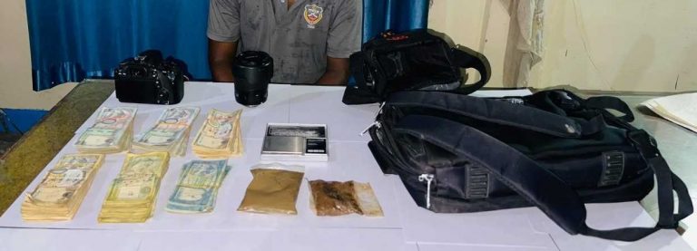 विर्तामोडबाट ठुलो परिमाणमा ब्राउनसुगर सहित दुई जना पक्राउ