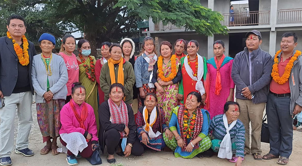 खोटाङको एक वडामा महिलामात्रै रहेको एमालेको ३१ सदस्यीय वडाकमिटी चयन