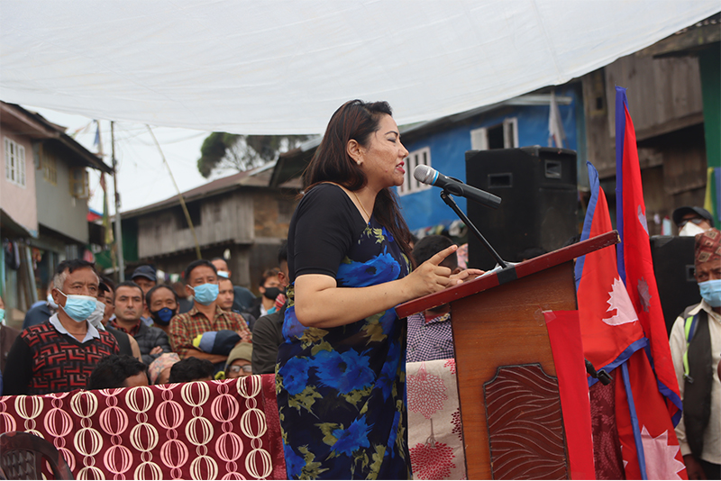 एमाले ‘नोकिया’ फोन जस्तो हराएर जान्छः रामकुमार झाँक्री