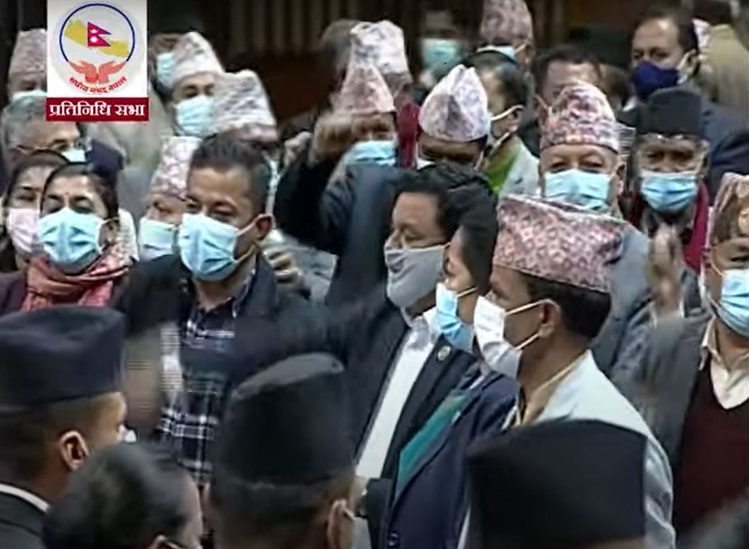 प्रतिनिधिसभा बैठकमा आज पनि एमाले सांसदको नाराबाजी, फाल्गुन ६ सम्मलाई स्थगित