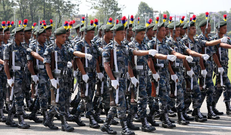 सशस्त्र प्रहरीमा मौलाउँदै आत्महत्याको घटना, जागिर छाड्नेहरूको सङ्ख्या पनि बढ्दै