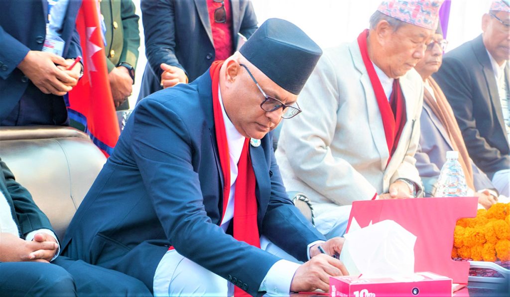 केन्द्रमा सत्ता समीकरण फेरिएसँगै कोशीका मुख्यमन्त्री कार्की २८ गते पर्खदैँ