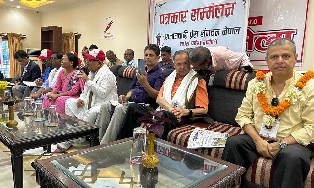 कोशीमा गठबन्धन सरकारलाई असर पर्ने गरी अर्काे गठबन्धन बन्दैनः माधव नेपाल