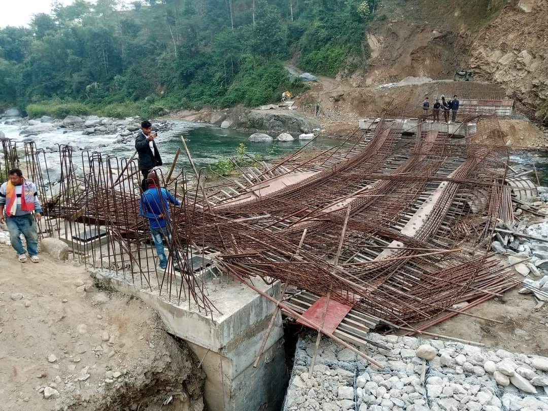 बन्दाबन्दै भत्कियो पक्की पुल