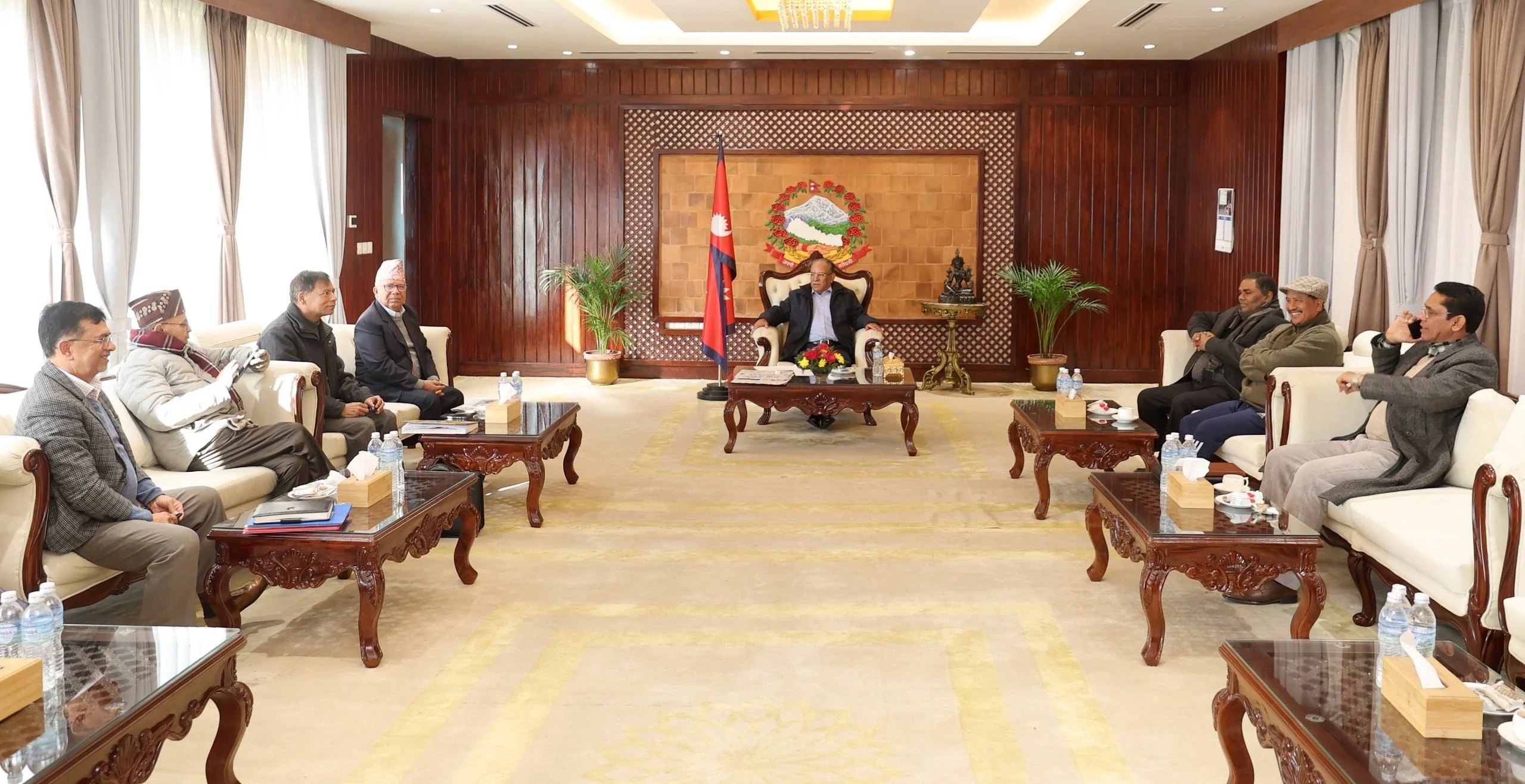 समाजवादी मोर्चाका नेताहरू छलफलमा