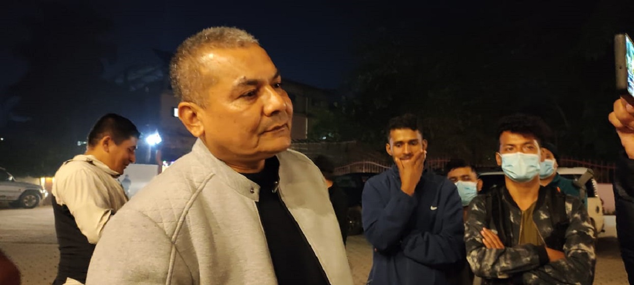 बागलुङमा दुर्गा प्रसाईँमाथि मुक्का प्रहार