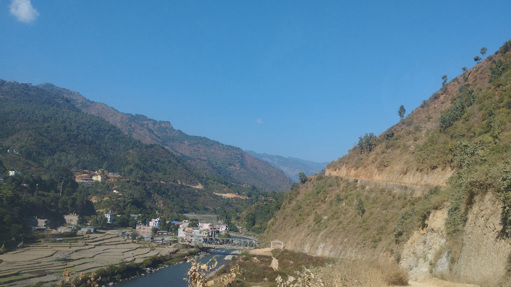 सांसदको निर्माण कम्पनीले आयोजना अलपत्र पारेपछि मतदाताले अल्टिमेटम दिए
