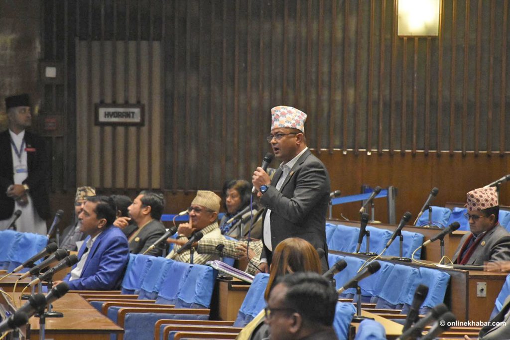 बदनियत बोकेका र छानबिनमा रहेका मन्त्रीलाई बर्खास्त गर्न एमालेद्वारा सरकारको ध्यानाकर्षण