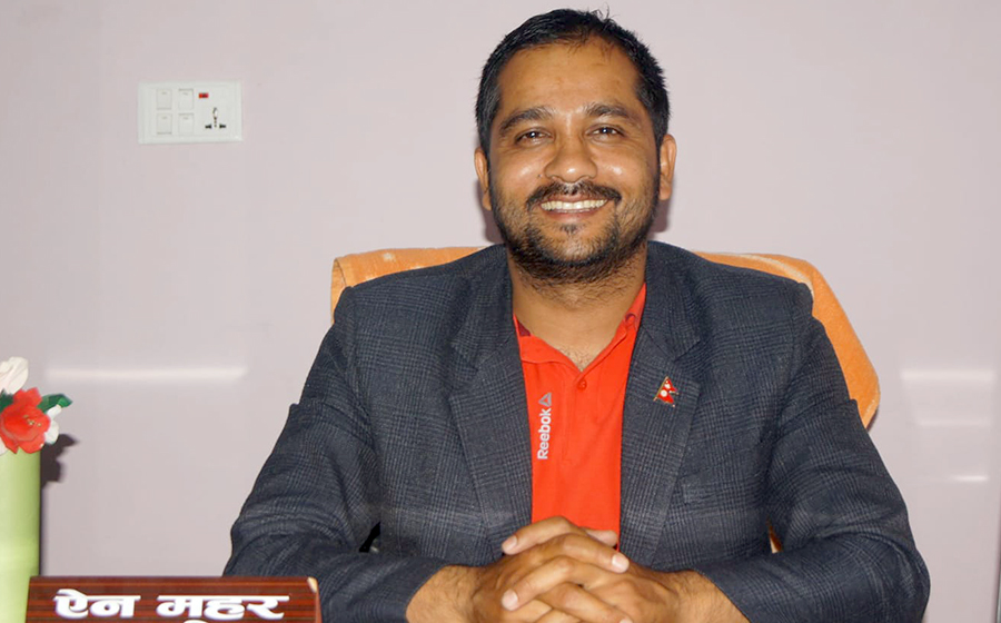 एमालेले ऐन महरलाई फेरि केन्द्रीय सदस्य मनोनित गर्यो