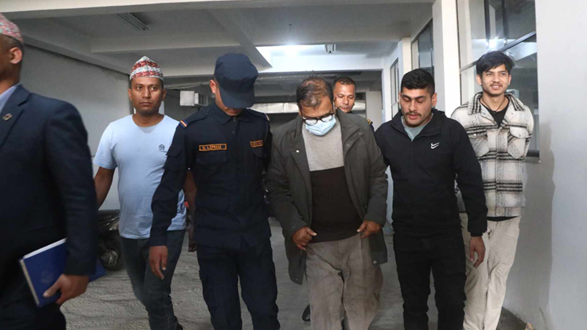 सुन तस्करी प्रकरणमा पक्राउ परेका कृष्णबहादुर महरा हाजिरी जमानीमा छुटे