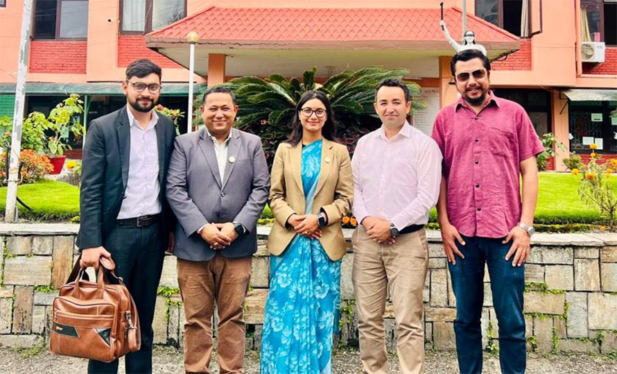 ‘रास्वपा’ का ४ सांसदलाई निर्वाचन आयोगले तोकेको जरिवाना बदर