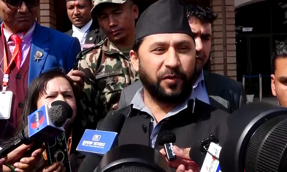 कांग्रेसलाई चार वर्ष संसद अवरुद्ध गर्न गृहमन्त्री रवि लामिछानेको चुनौती