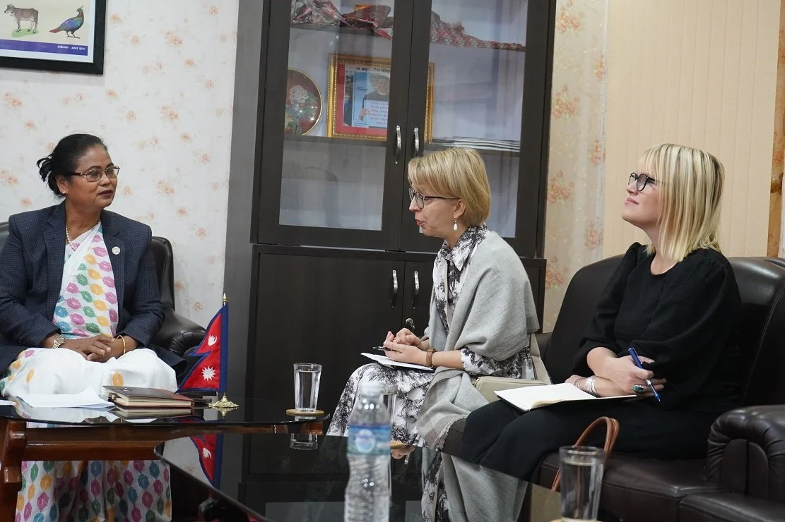 मन्त्री भगवती चौधरी र फिनल्याण्डका राजदूतबिच शिष्टाचार भेट