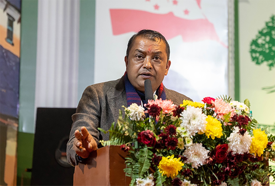 पूर्व मन्त्री, प्रधानमन्त्रीहरुको सम्पत्ति छानबिन गर्न कांग्रेस महामन्त्री थापाको माग