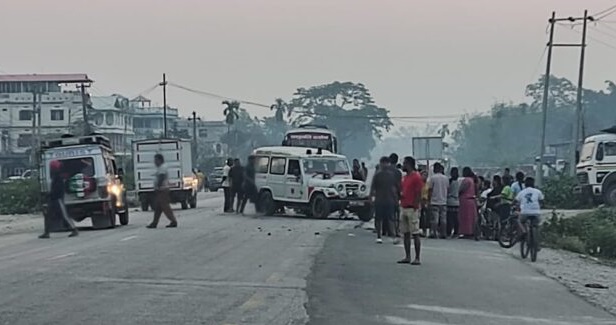 शिवसताक्षीमा सवारी दुर्घटना हुँदा तीनजनाको मृत्यु