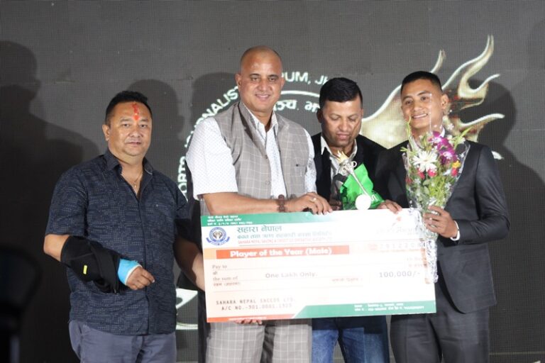 झापा स्पोर्टस् अवार्ड : रोशन र त्रिशा उत्कृष्ट खेलाडी