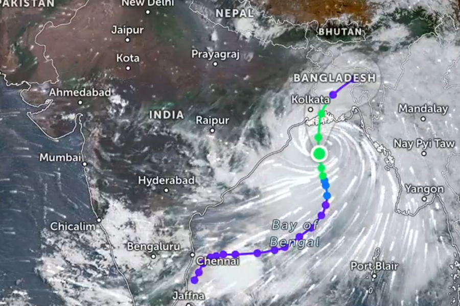 बंगालको खाडीमा चक्रवात