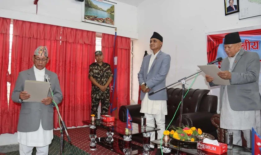 विनोदकुमार शाहले लिए मन्त्रीको शपथ