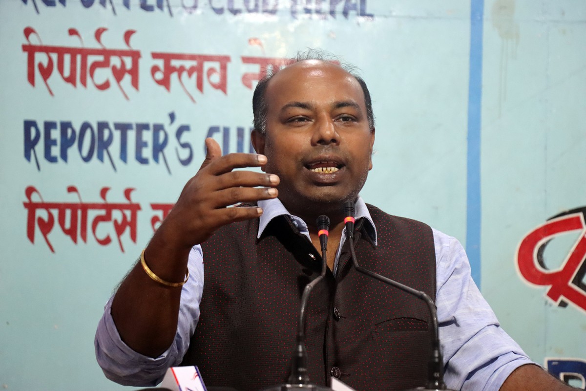 असोक राईको नेतृत्वमा पार्टी विभाजनका लागि दिइएको निवेदन अवैधानिक छः मनीष सुमन