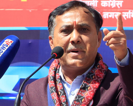 ओलीले गृहमन्त्री लामिछानेलाई प्रयोग गरिरहेको कांग्रेस महामन्त्री शर्माको टिप्पणी