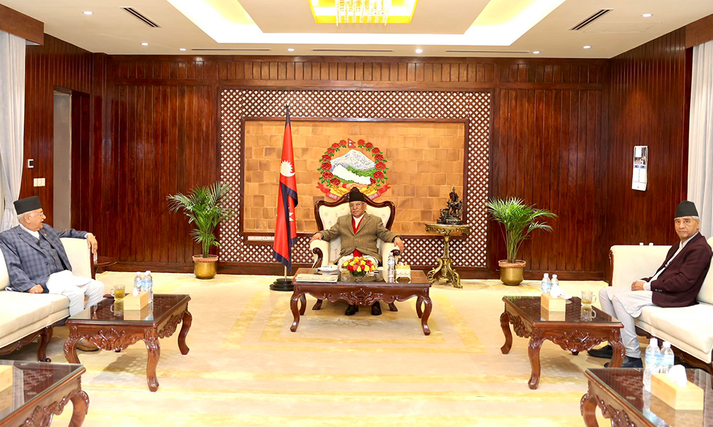 प्रधानमन्त्री निवास बालुवाटारमा शीर्ष नेताबीच भेटवार्ता