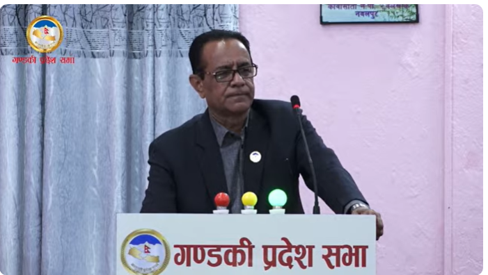 गण्डकी सरकारले ल्याएको बजेट नसच्याए आगो लगाईदिने एमाले सांसदको चेतावनी