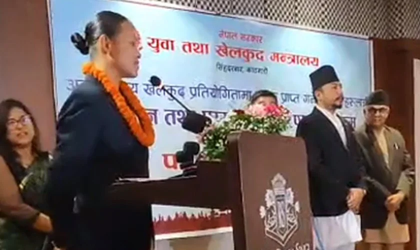 पदक विजेता खेलाडीहरूलाई नगदसहित सम्मान