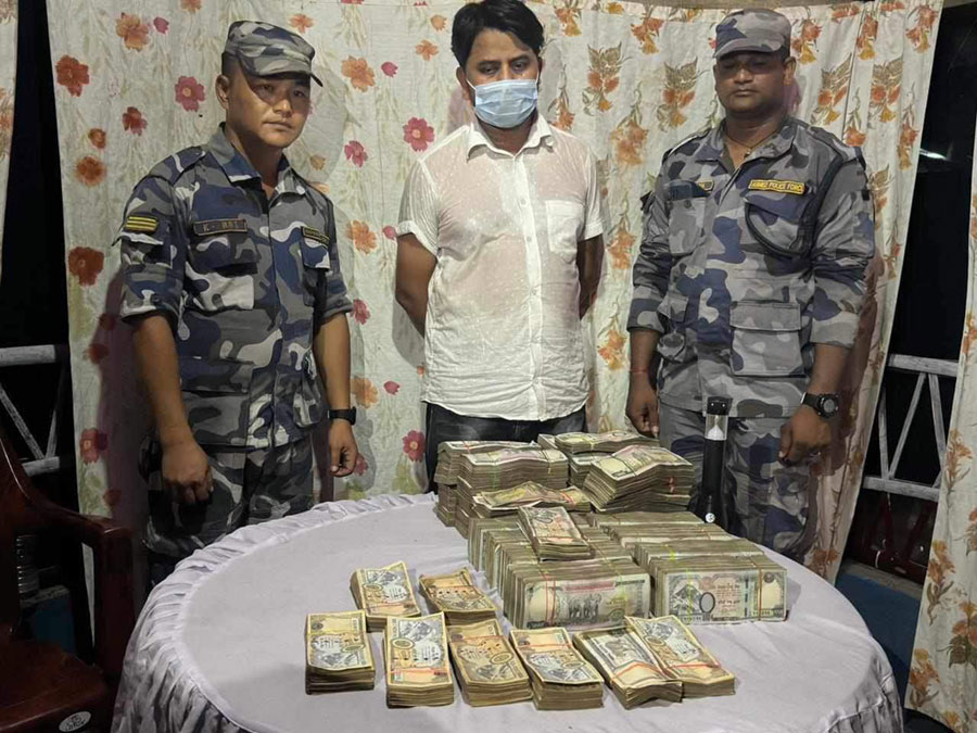 १ करोड रुपैयाँसहित सुनसरीबाट एकजना पक्राउ