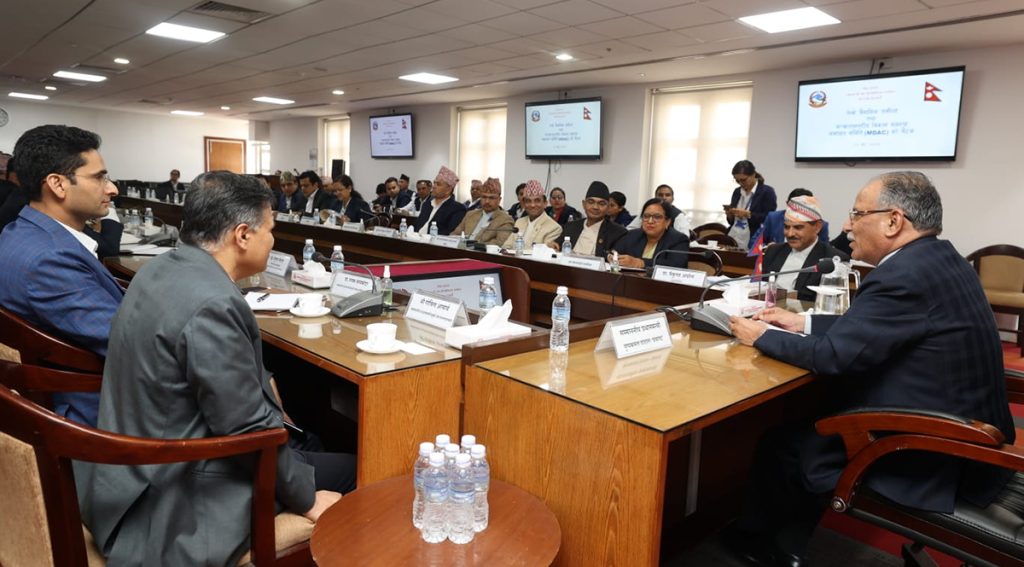 प्रधानमन्त्री प्रचण्डको निर्देशन- हस् भइहाल्छ भन्ने होइन, काम र व्यवहारमा रूपान्तरण चाहियो