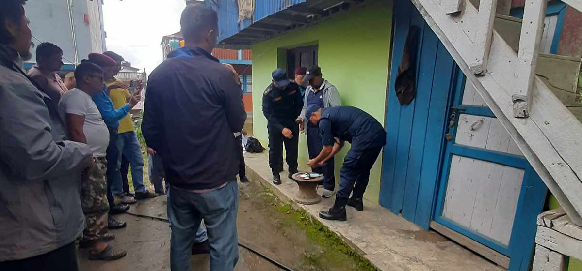 फुङलिङ नगरपालिकाका इञ्जिनियर एक लाख रुपैयाँ घुससहित पक्राउ l