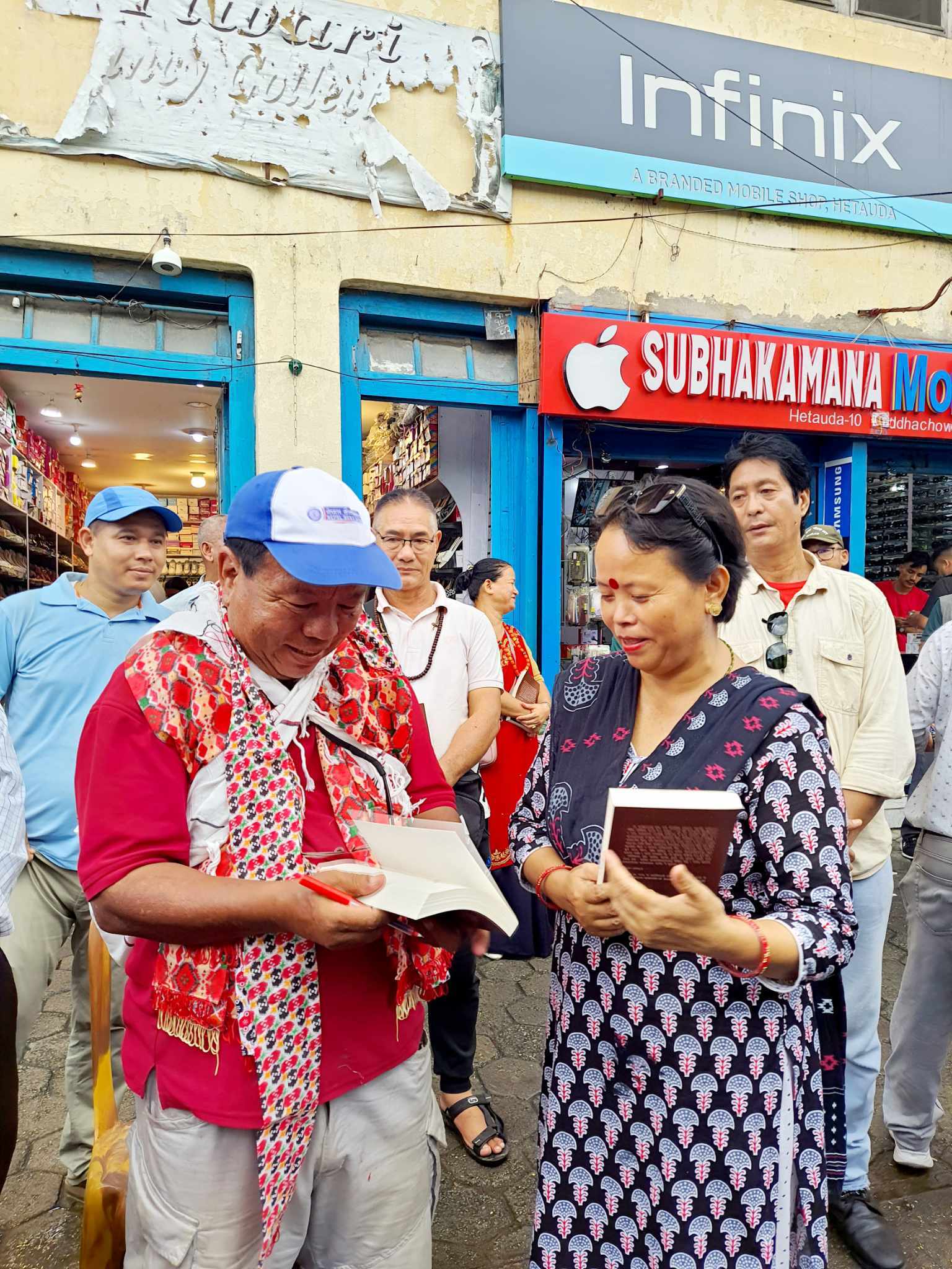 महावीर पुनले विक्री गरे १ लाख २५ हजारको किताब