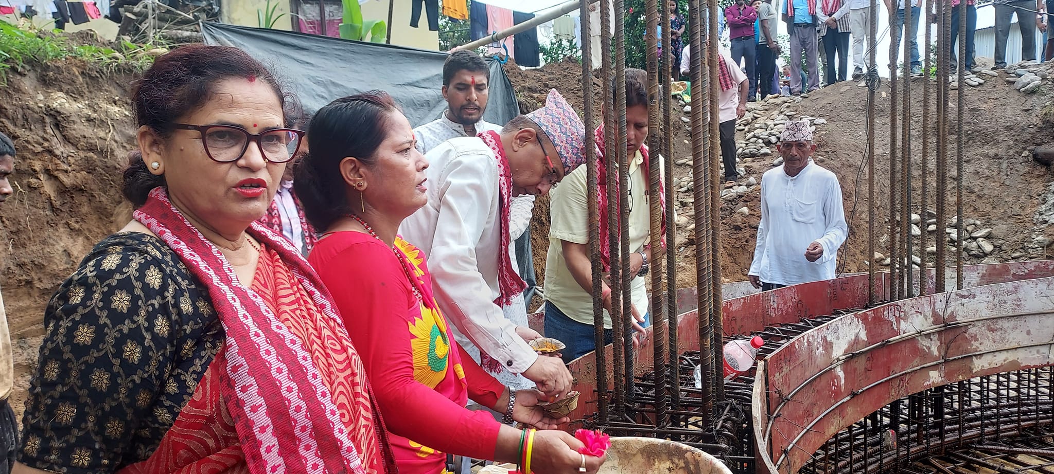 मेचिनगरमा २३ सय घरधुरी लावान्वीत हुने ओभर हेड टेंकीको शिलान्यास